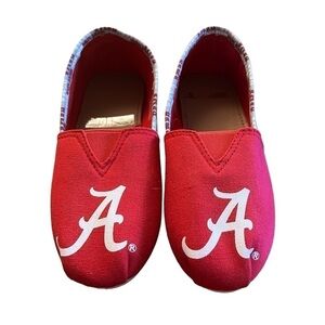 Women's Crimson Alabama Crimson Tide Side Wordmark Canvas Shoes, Size Small